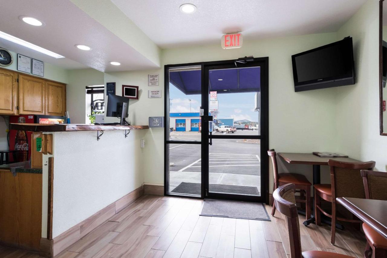 Econo Lodge Inn & Suites Williams - Grand Canyon Area Exteriör bild