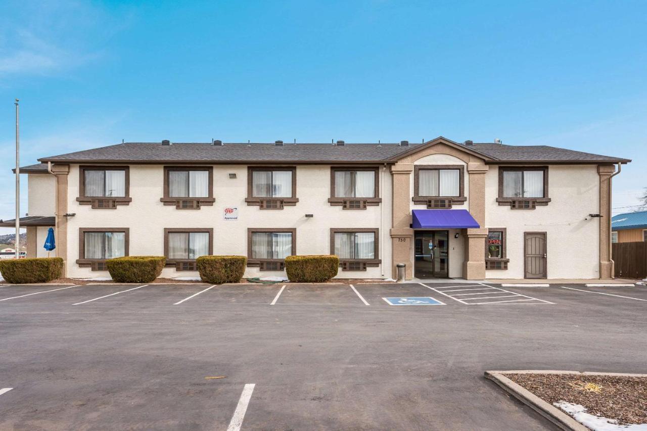 Econo Lodge Inn & Suites Williams - Grand Canyon Area Exteriör bild