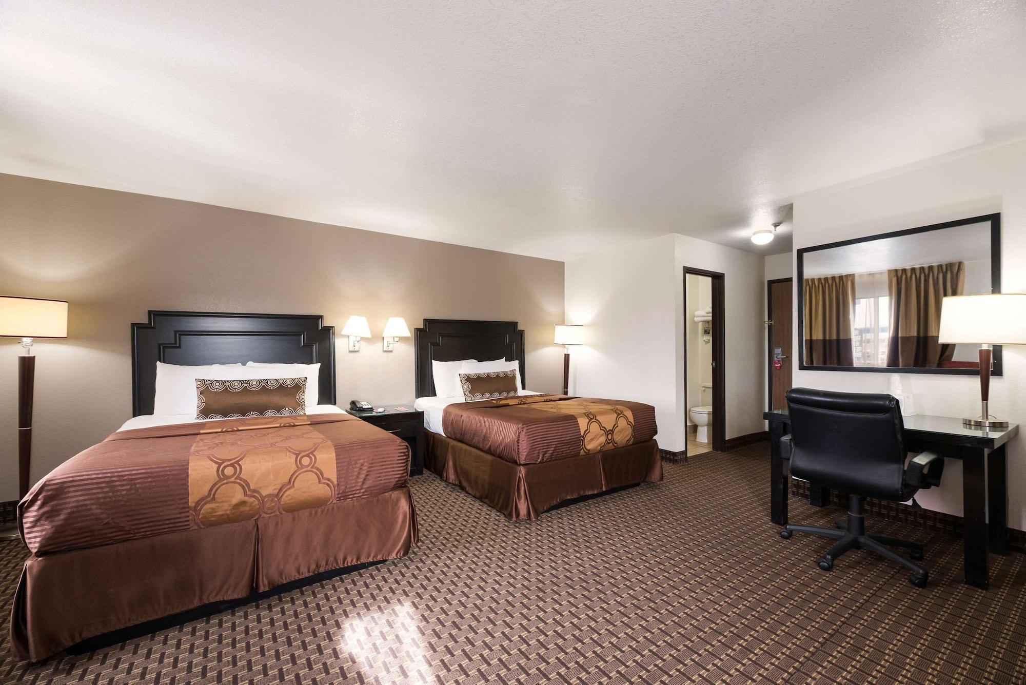 Econo Lodge Inn & Suites Williams - Grand Canyon Area Exteriör bild