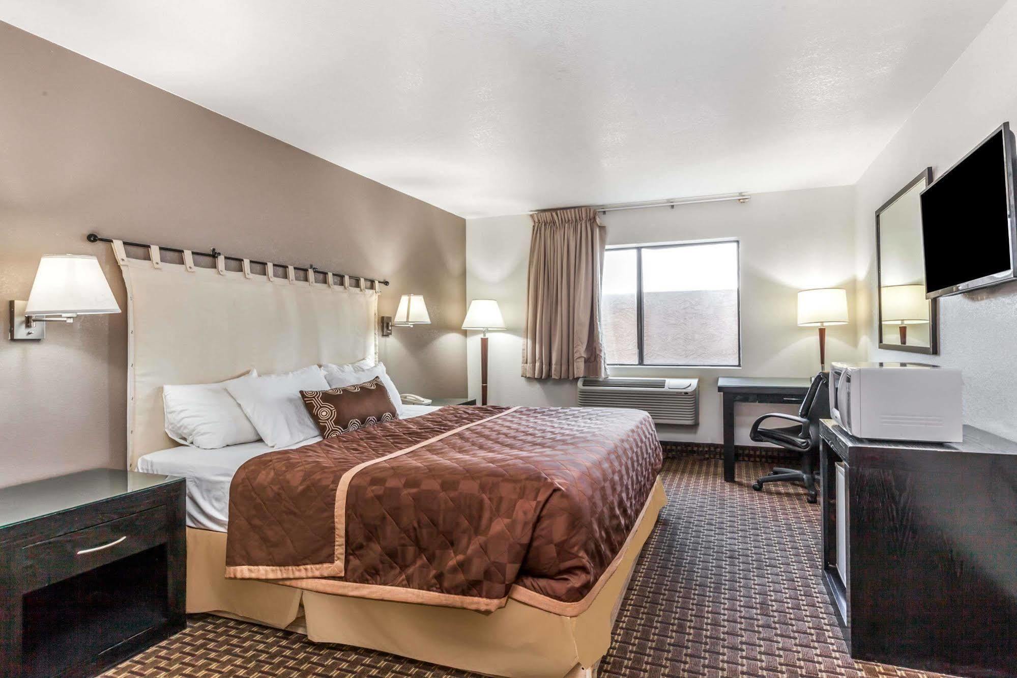 Econo Lodge Inn & Suites Williams - Grand Canyon Area Exteriör bild