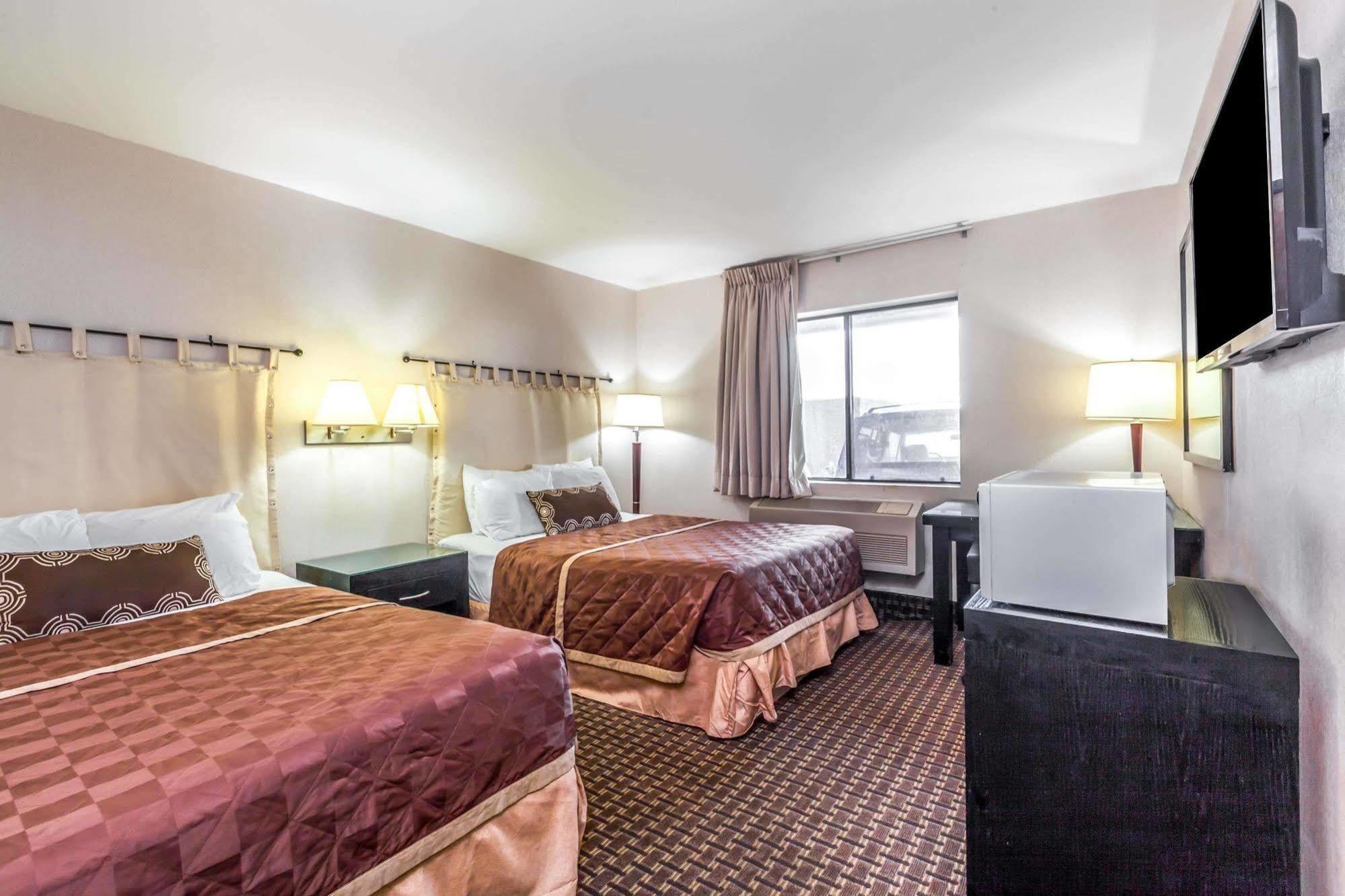 Econo Lodge Inn & Suites Williams - Grand Canyon Area Exteriör bild