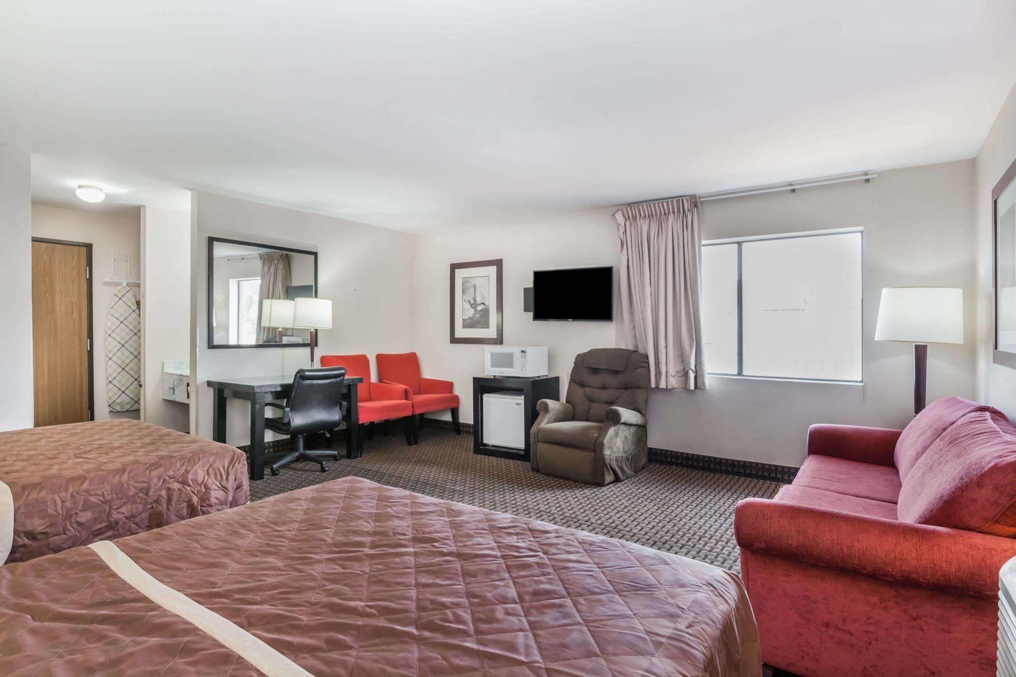 Econo Lodge Inn & Suites Williams - Grand Canyon Area Exteriör bild